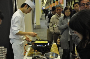 藤作さんの玉子焼き実演