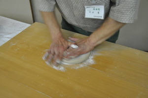十割そば、菊練り